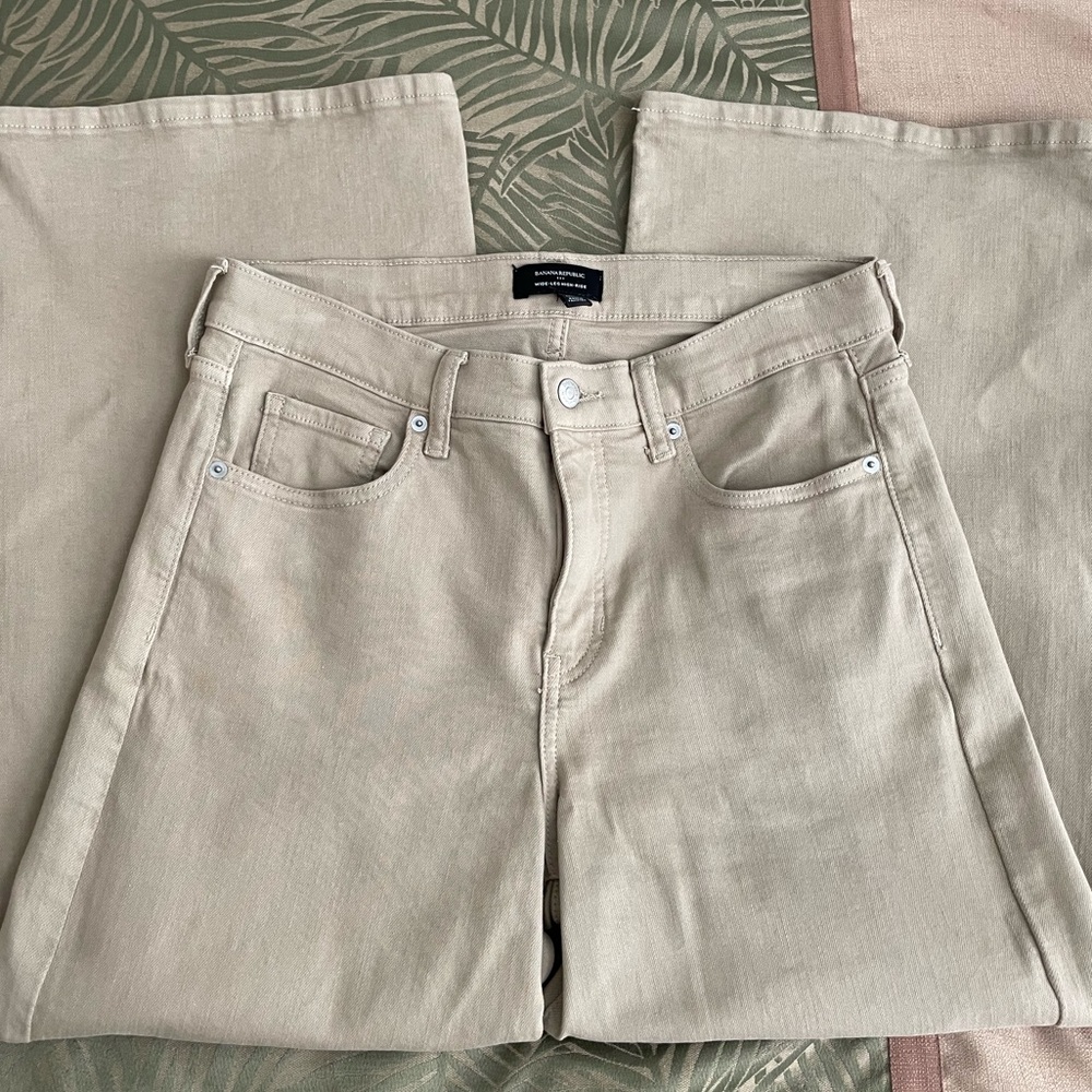 Banana Republic Factory High Rise Wide-leg Cropped Khaki Denim